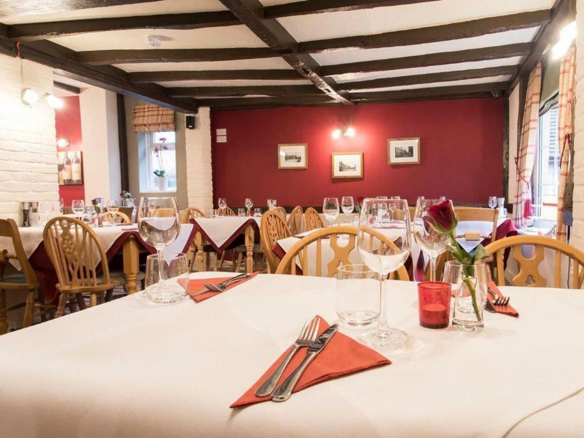 Hotel The Rose And Crown à Thorpe-le-Soken Extérieur photo